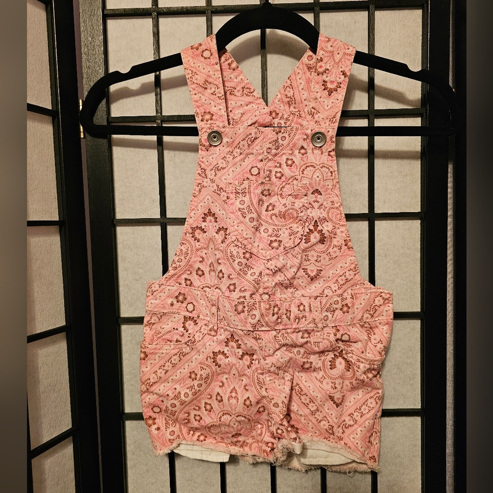 The Children's Place Pink Paisley Denim Overalls‎ Size 4 Romper